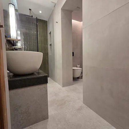 Utopia Luxury Apartment